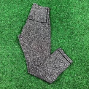 Lululemon Womens‎ 4 Black & White High-Waisted Cropped Leggings Scribbled Print